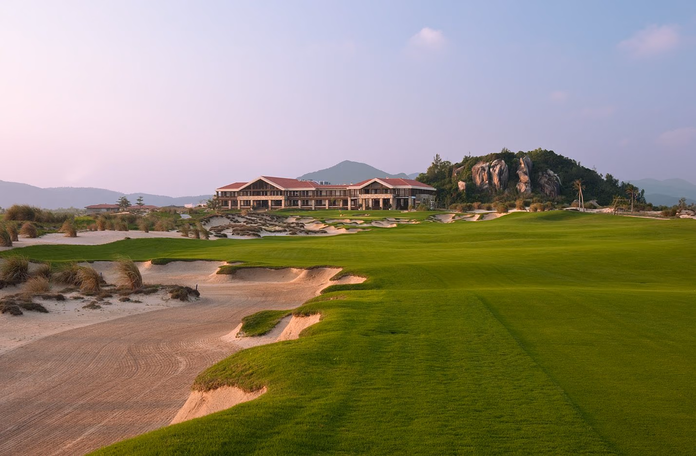 The clubhouse at The Dunes, Shenzhou Peninsula