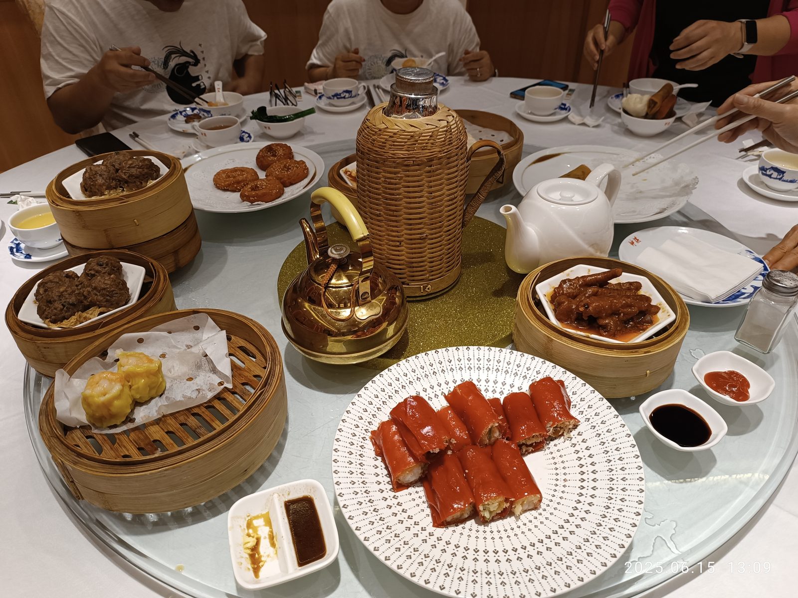 Bamboo steamers of dim sum at a Cantonese teahouse, Guangzhou