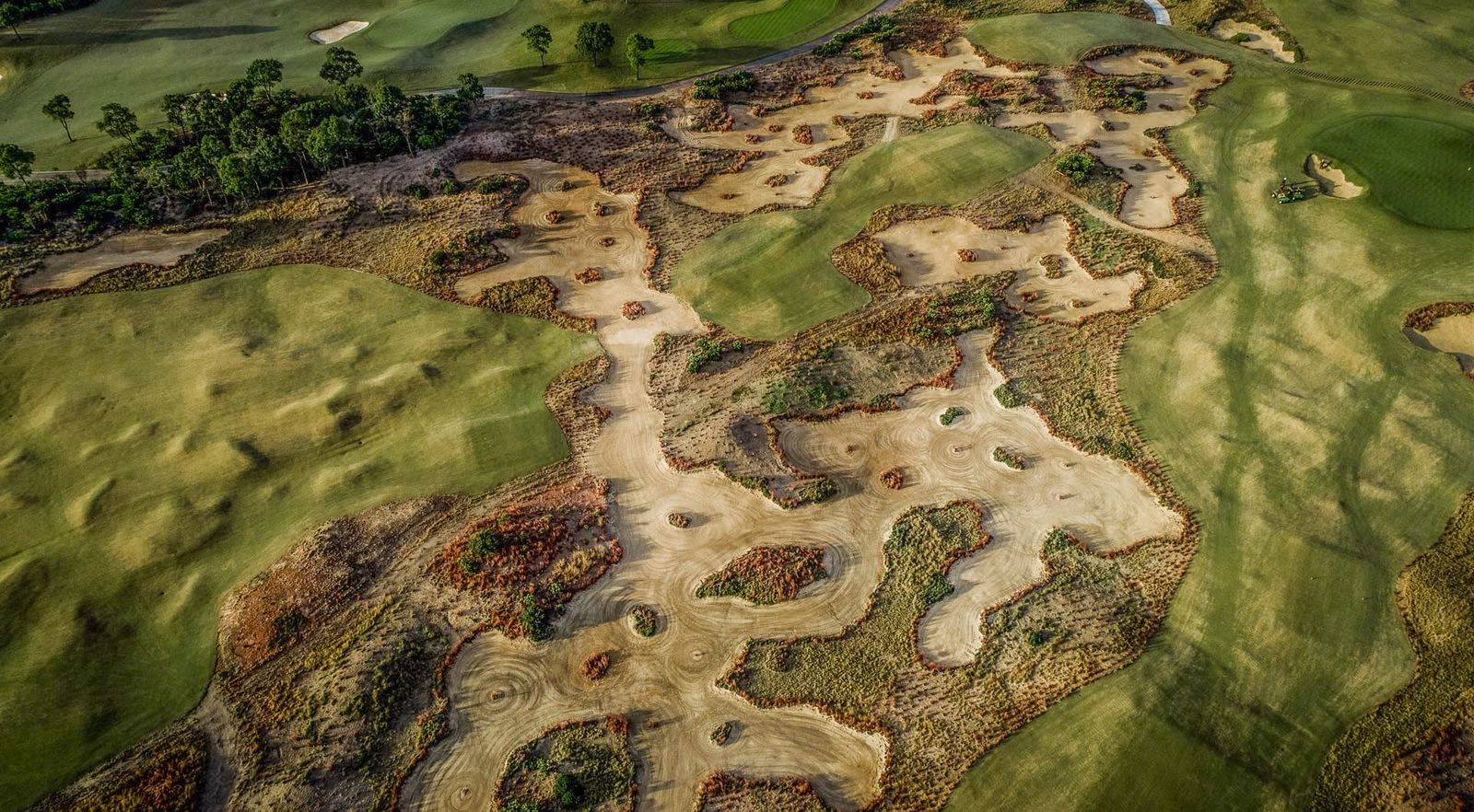 Aerial view of the linksland at Yangtze Dunes